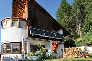 Wie zu erwarten, hat sich die Installation des 'Twinsolar compact 6.0. zur Beheizung, Lüftung und Trockenhaltung der potenziell bewohnbaren Räume in unserem Keller in jedem Fall rentiert.